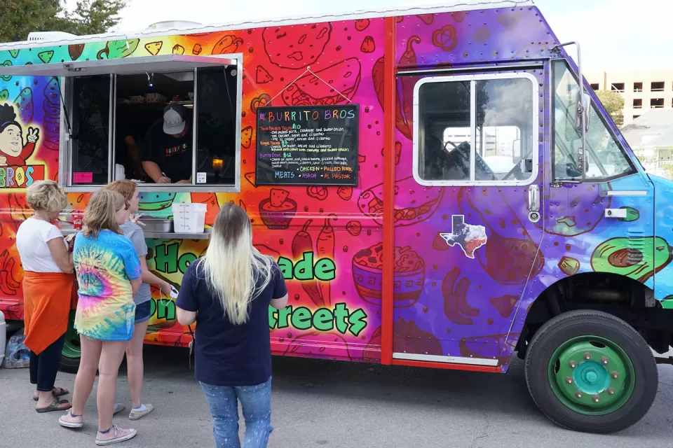 Fort Worth,Texas Oct.21, 2017 Food truck at the trendy area of South side also called the Magnolia area in Forth Worth,Texas.